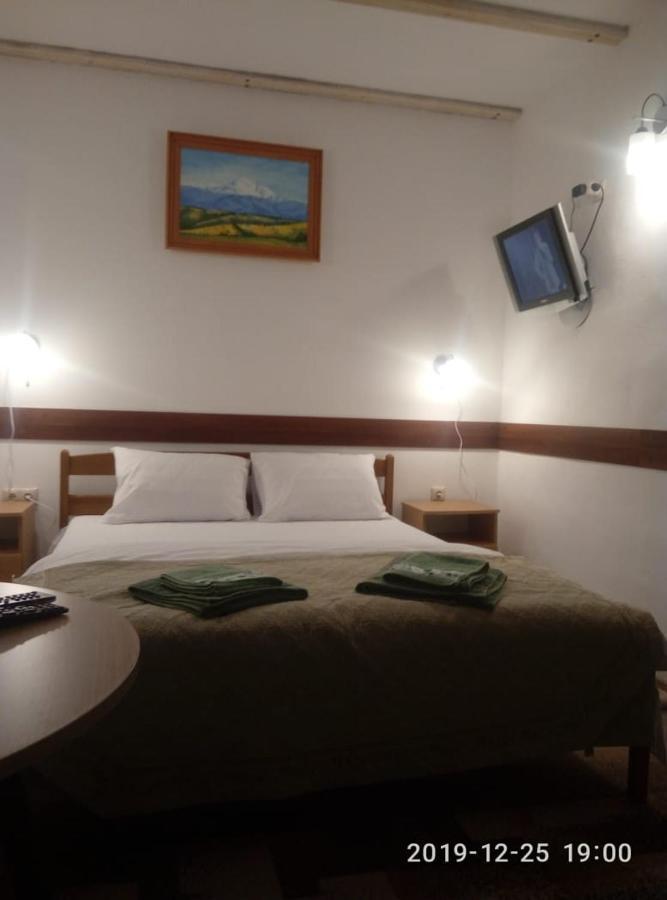 Cottage Palitra Yablunytsya Εξωτερικό φωτογραφία